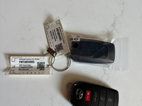 Used 2026 Toyota Camry XLE AWD/4WD image 21