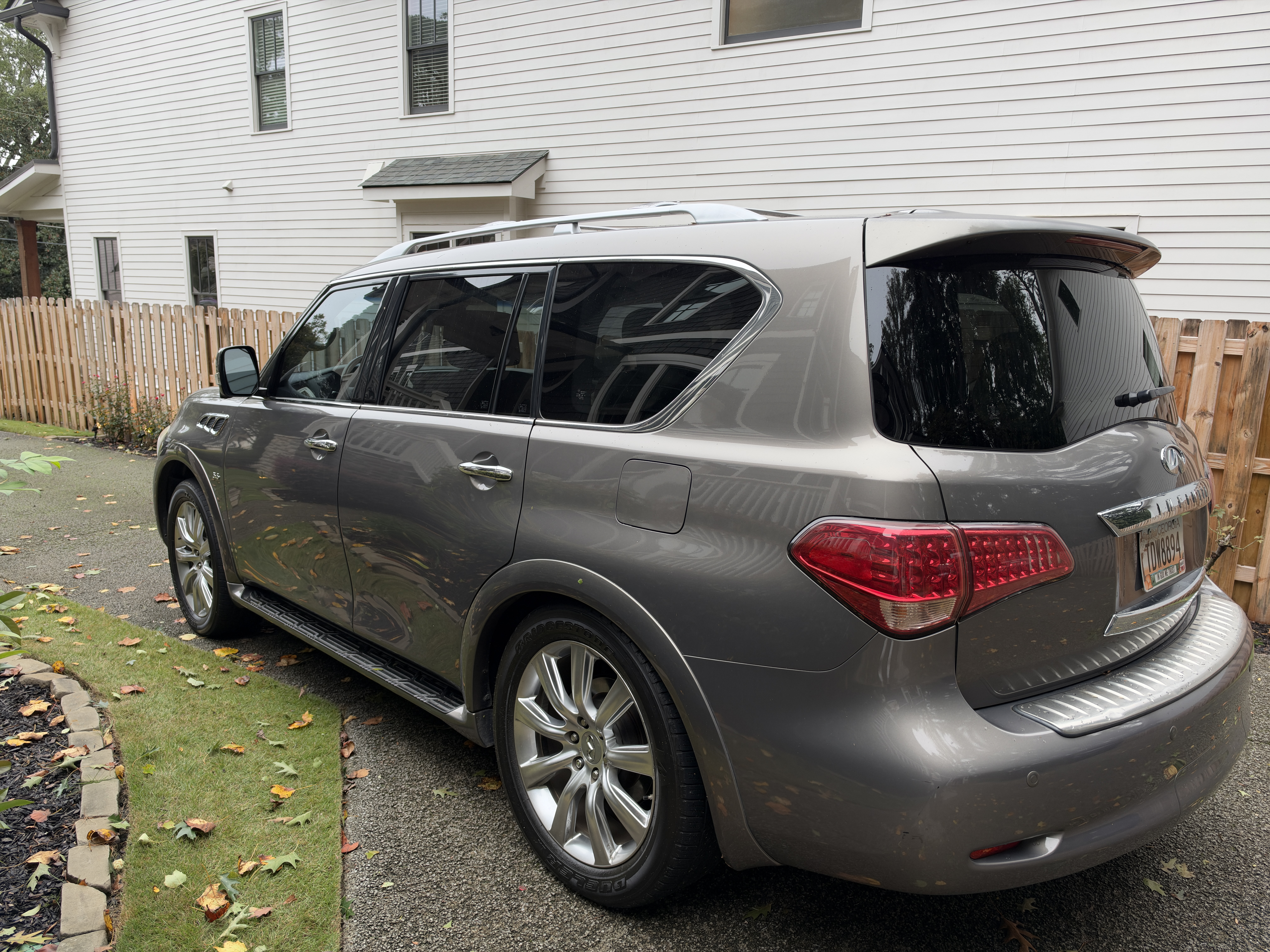 Used 2014 INFINITI QX80 2WD w/ Deluxe Touring Package image 17