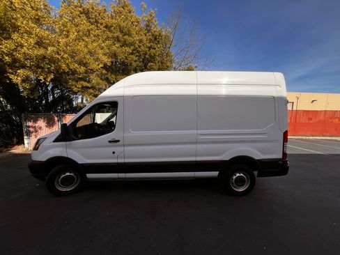 Used 2019 Ford Transit 250 148 High Roof image 1