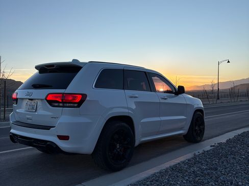 Used 2015 Jeep Grand Cherokee SRT w/ Trailer Tow Group IV image 4