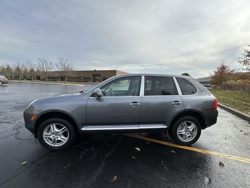 Used 2004 Porsche Cayenne S image 6