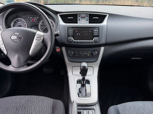 Used 2015 Nissan Sentra SV w/ Style Package image 12