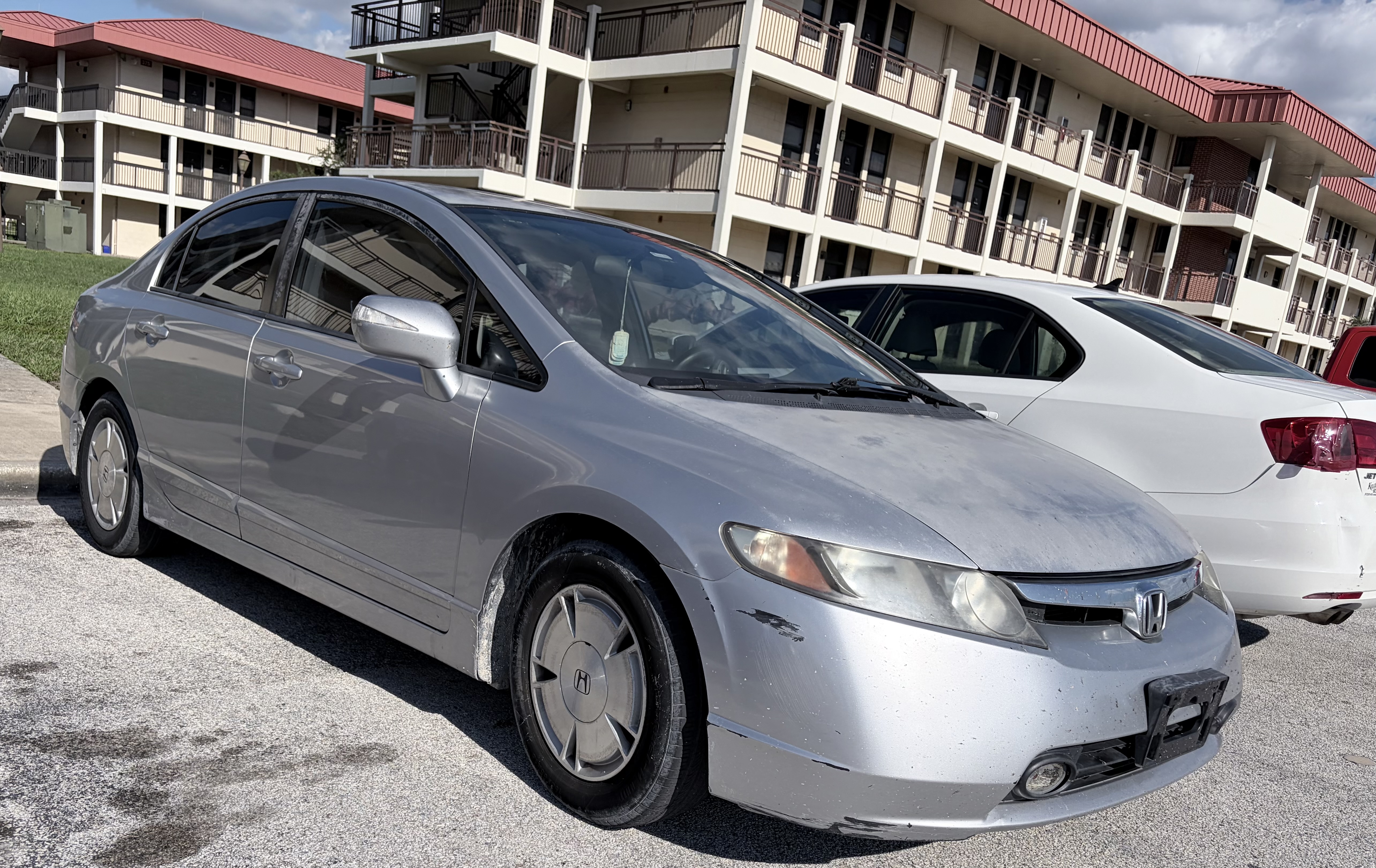 Used 2008 Honda Civic Hybrid Sedan image 2