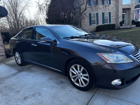Used 2010 Lexus ES 350 image 4