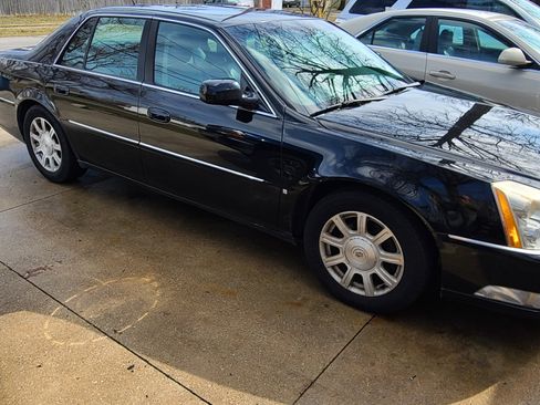 Used 2008 Cadillac DTS image 10