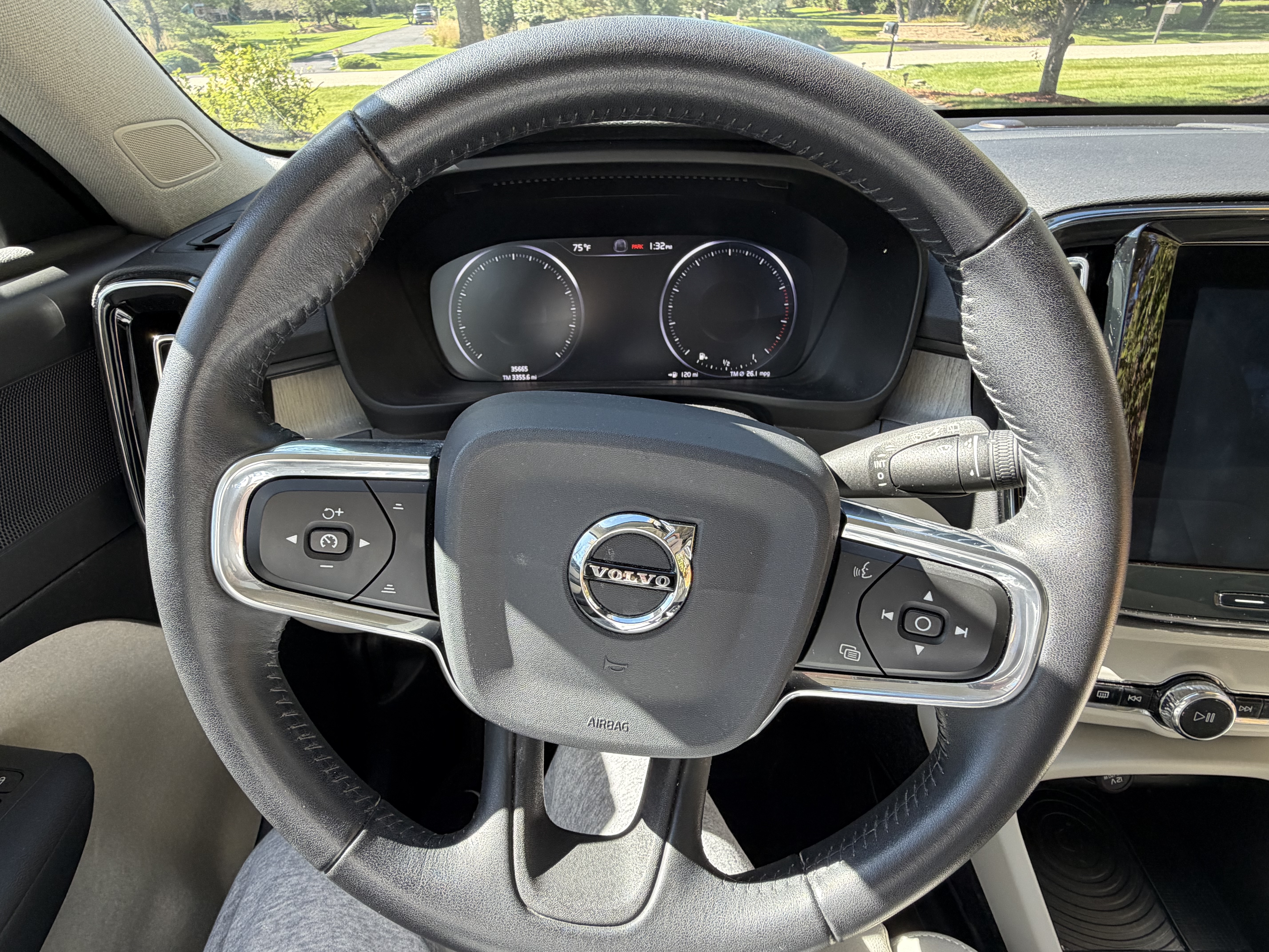Used 2019 Volvo XC40 T5 Inscription AWD/4WD image 27
