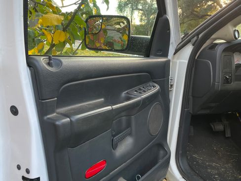 Used 2005 Dodge Ram 3500 Truck SLT w/ Quad Cab Big Horn Value Group image 12