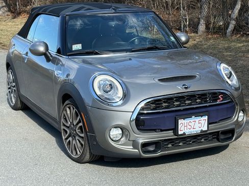 Used 2018 MINI Cooper S image 12