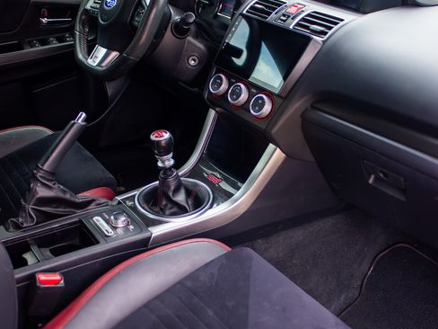 Used 2016 Subaru WRX STI image 22