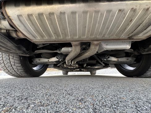 Used 2023 Porsche Cayenne Turbo image 30