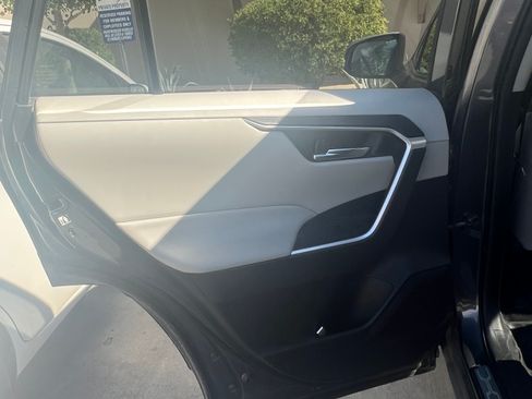 Used 2019 Toyota RAV4 XLE w/ All Weather Liner Package image 9