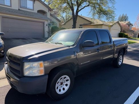 Used 2010 Chevrolet Silverado 1500 W/T image 11