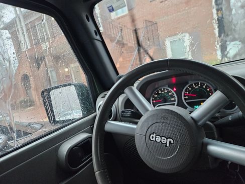 Used 2008 Jeep Wrangler Sahara w/ PWR Convenience Group image 9