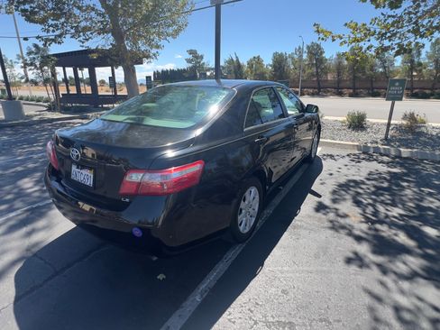 Used 2009 Toyota Camry LE image 10