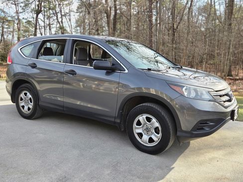 Used 2014 Honda CR-V LX image 2