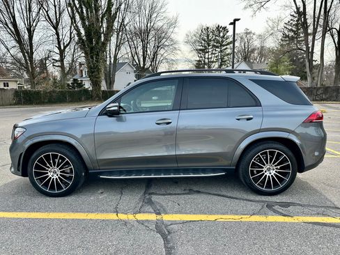 Used 2022 Mercedes-Benz GLE 350 4MATIC image 4
