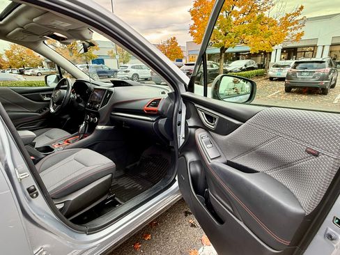 Used 2019 Subaru Forester Sport image 8