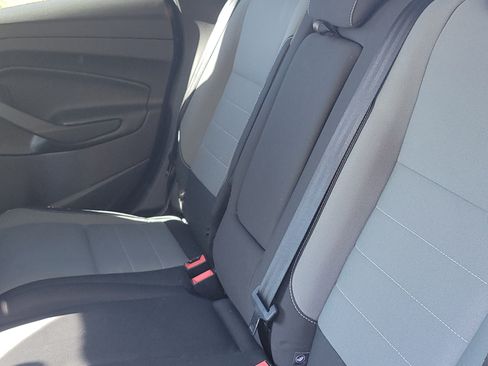 Used 2016 Ford Escape SE w/ Equipment Group 201A image 18