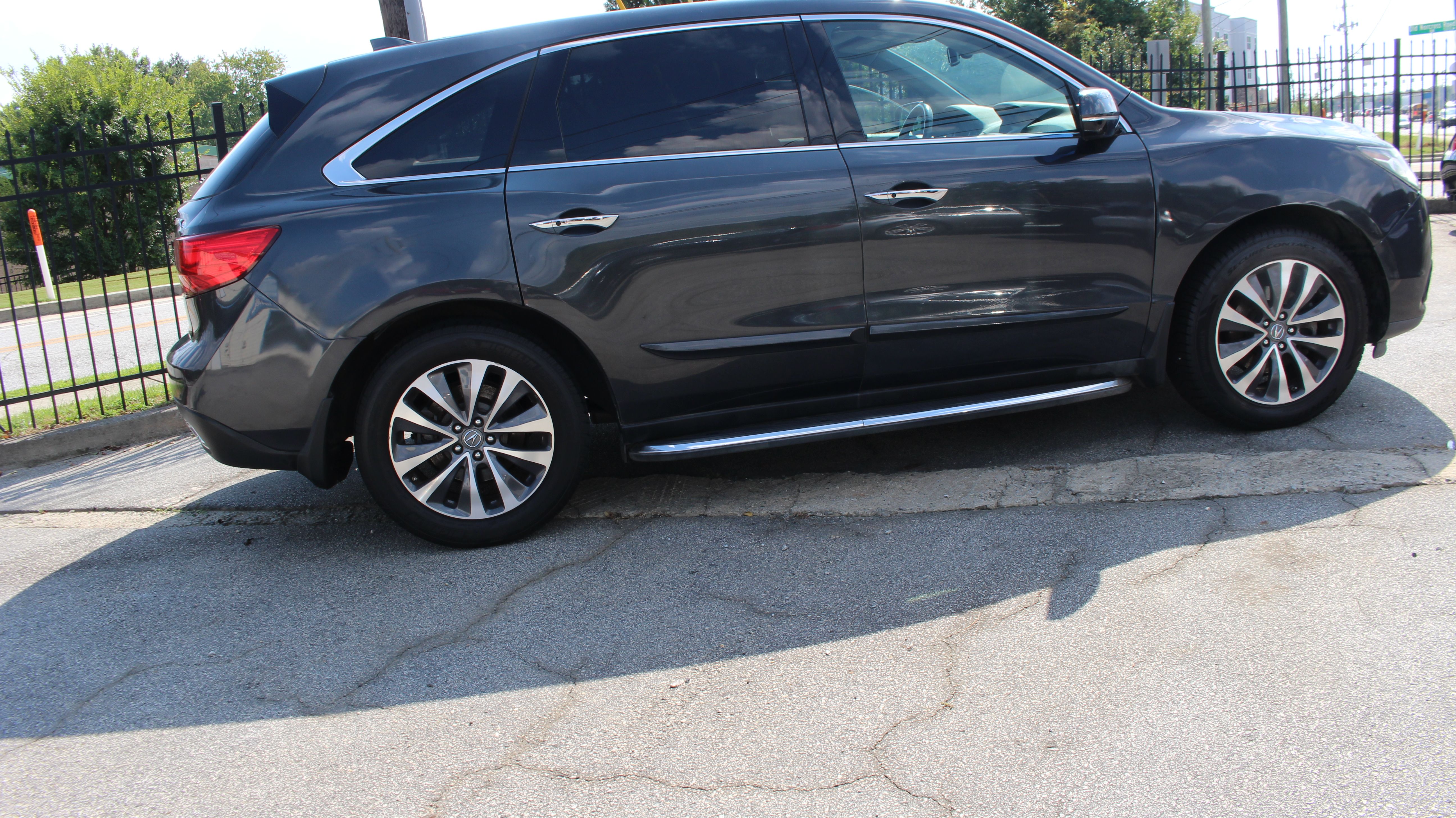 Used 2015 Acura MDX w/ Tech & Entertainment Pkg FWD image 1