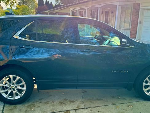 Used 2018 Chevrolet Equinox LT image 4