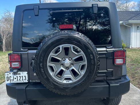 Used 2014 Jeep Wrangler Unlimited Sport w/ Quick Order Package 24S image 5