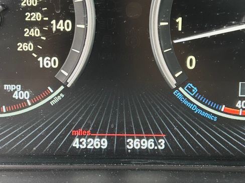 Used 2017 BMW X5 xDrive35i image 11