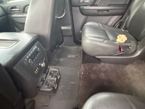 Used 2012 GMC Yukon Denali AWD/4WD image 6