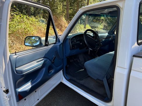Used 1996 Ford F150 2WD Regular Cab image 11