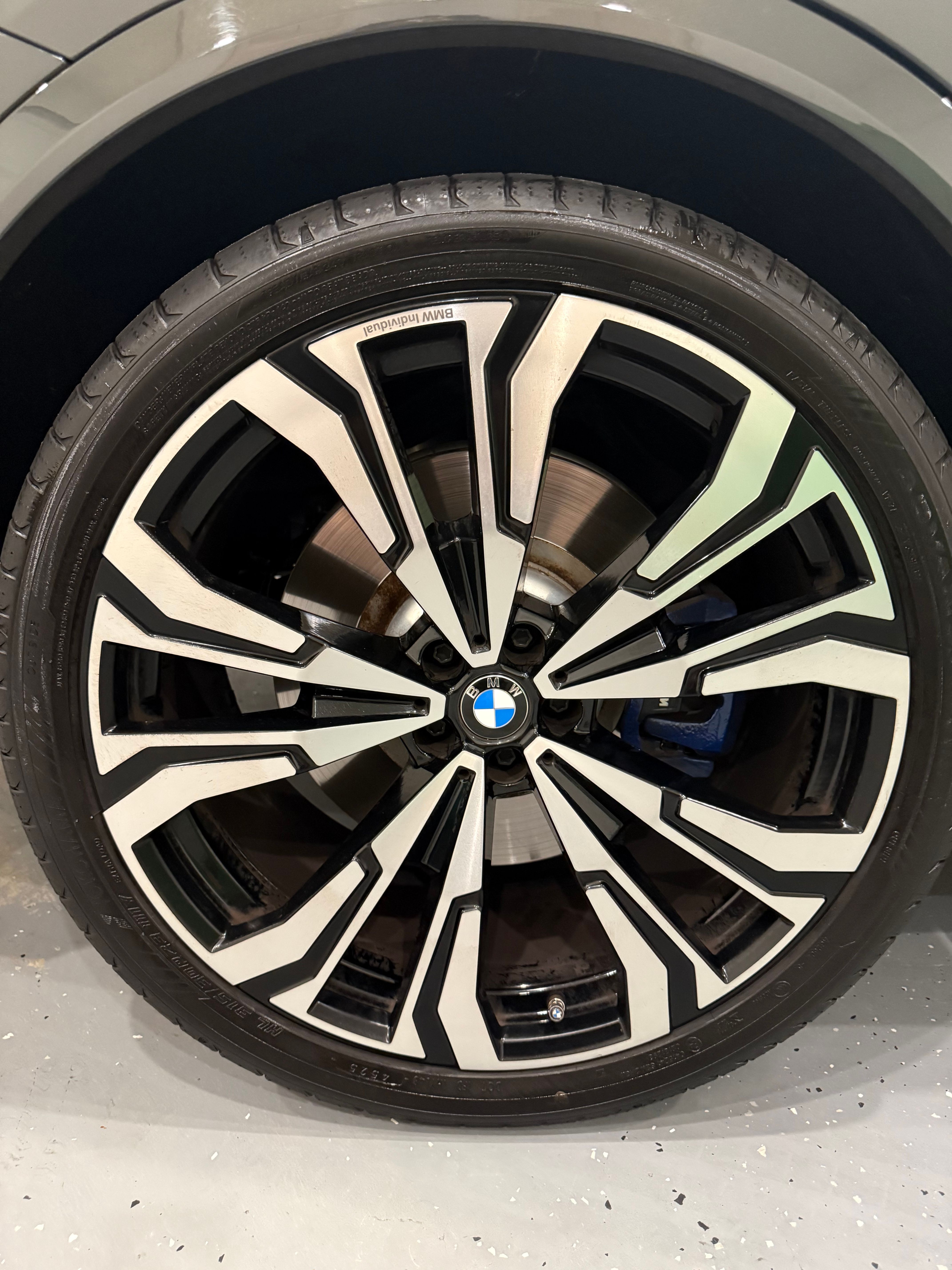 Used 2024 BMW X7 M60i w/ Executive Package AWD/4WD image 4