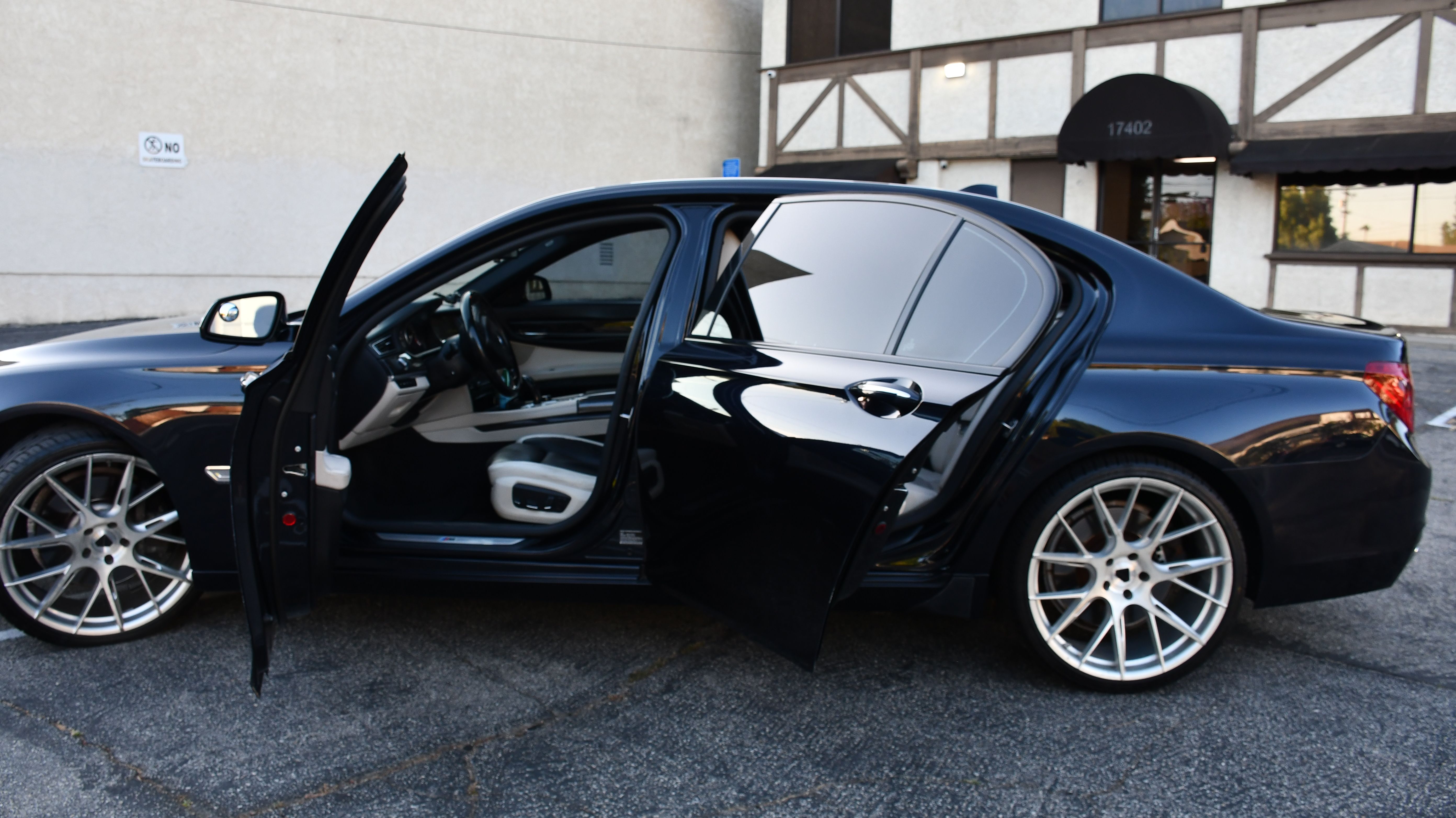 Used 2013 BMW 750Li RWD image 16
