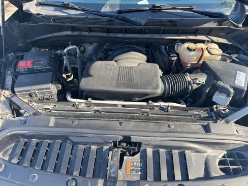 Used 2019 Chevrolet Silverado 1500 LT Trail Boss image 7