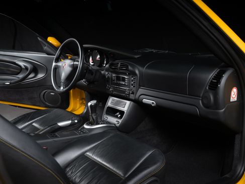 Used 2003 Porsche 911 Carrera 4S image 15