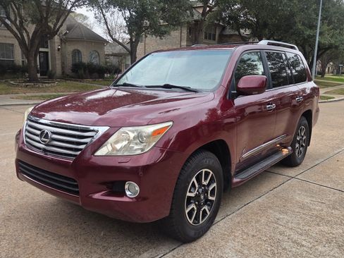 Used 2011 Lexus LX 570 4WD w/ Luxury Pkg image 1