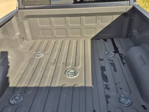 Used 2018 RAM 2500 Tradesman w/ Chrome Appearance Group image 2