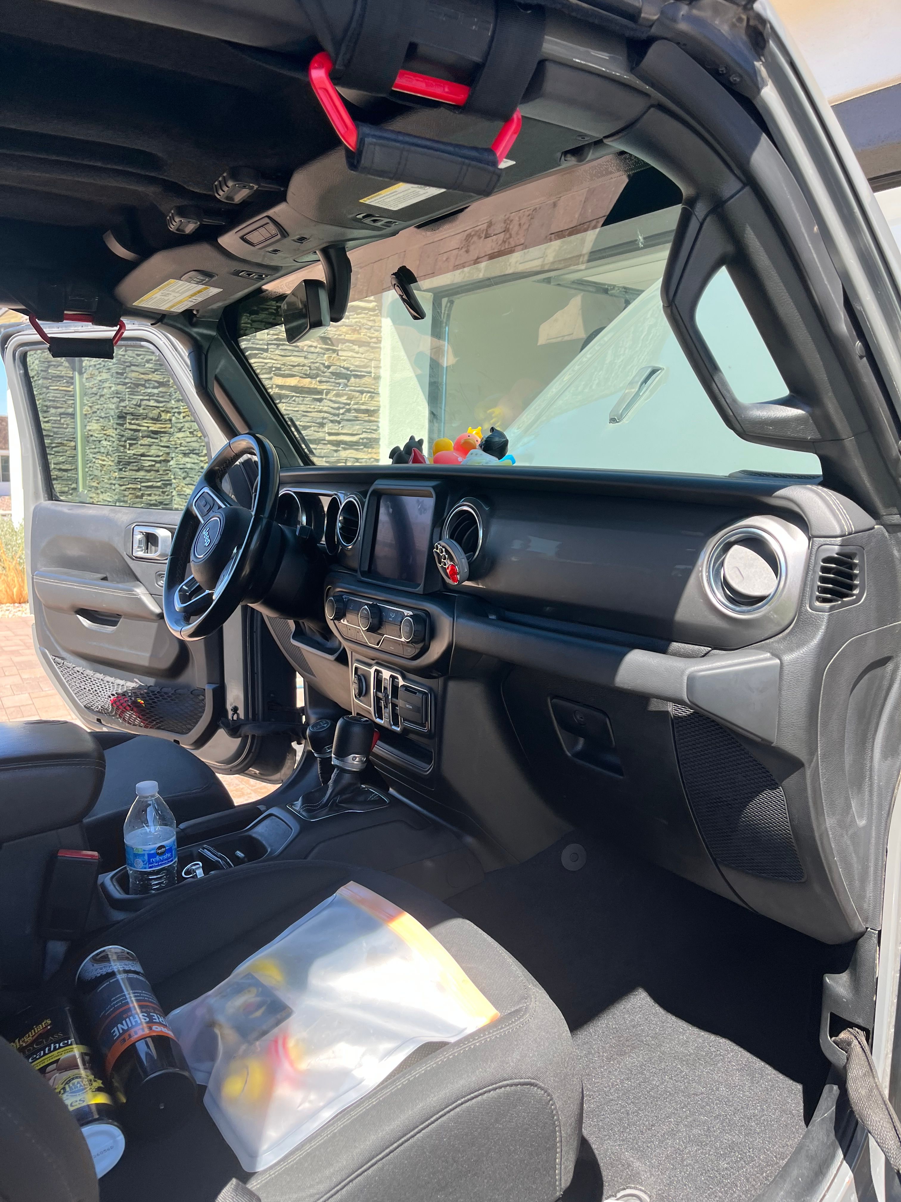 Used 2021 Jeep Gladiator Overland AWD/4WD image 9