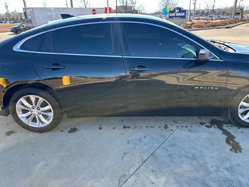 Used 2019 Chevrolet Malibu LT image 8