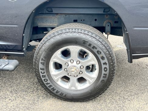 Used 2020 RAM 2500 Big Horn w/ Level 2 Equipment Group image 11