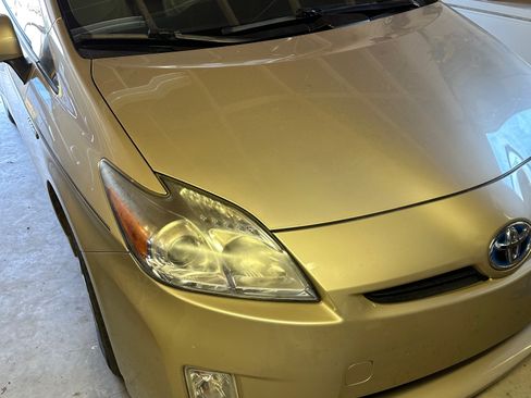 Used 2011 Toyota Prius Three image 16