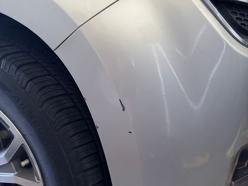 Used 2014 GMC Acadia SLT image 27