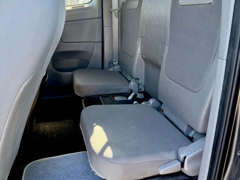 Used 2014 Toyota Tacoma PreRunner w/ Convenience Package image 13