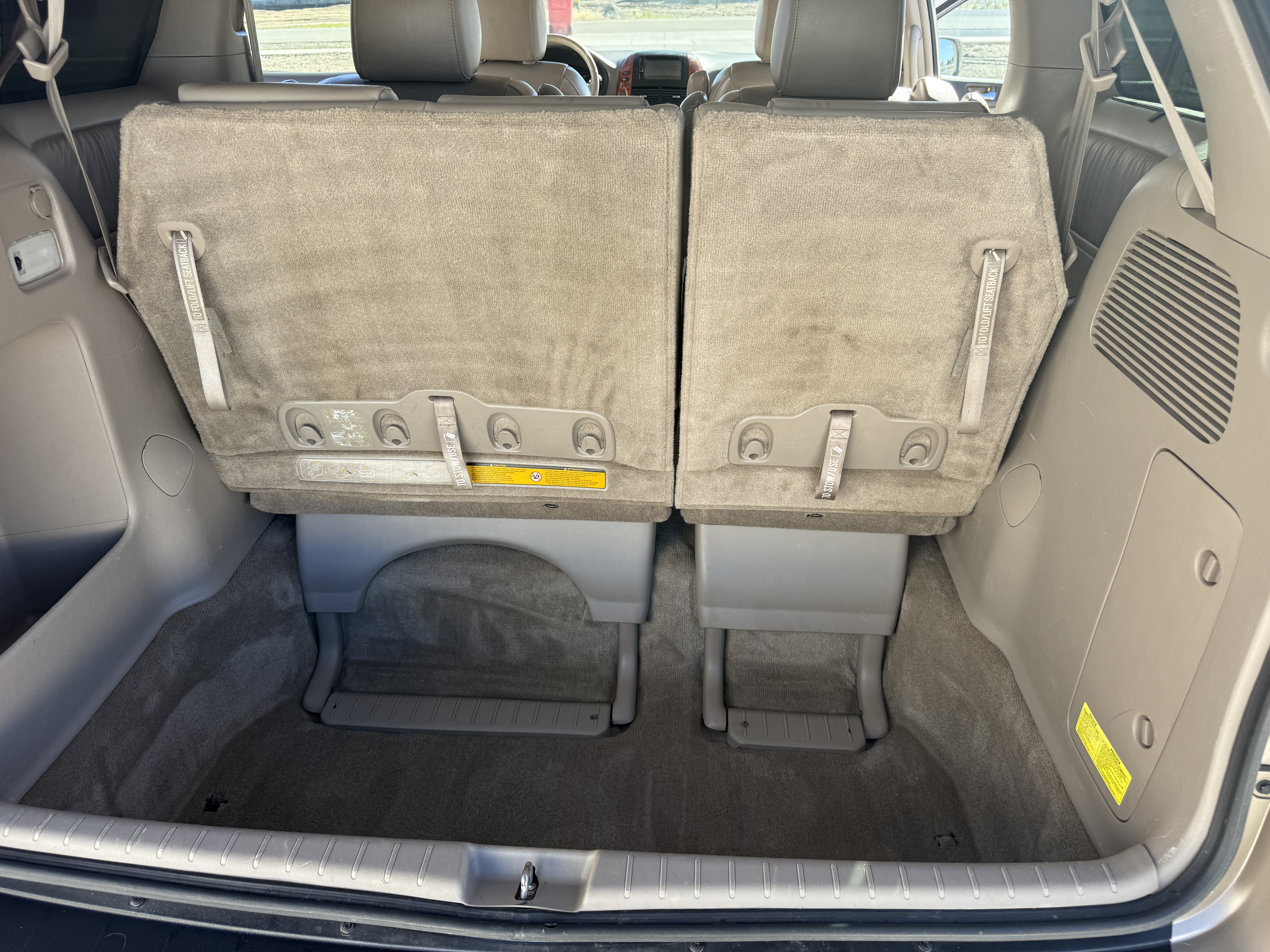 Used 2010 Toyota Sienna FWD image 14
