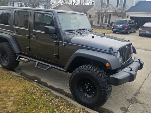 Used 2016 Jeep Wrangler Unlimited Sport w/ Quick Order Package 24S image 8