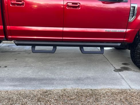 Used 2017 Ford F250 Lariat w/ Lariat Value Package image 8