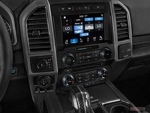 Used 2018 Ford F150 XLT w/ Equipment Group 302A Luxury AWD/4WD image 10