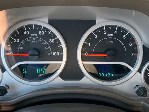 Used 2008 Jeep Wrangler Sahara w/ PWR Convenience Group AWD/4WD image 17