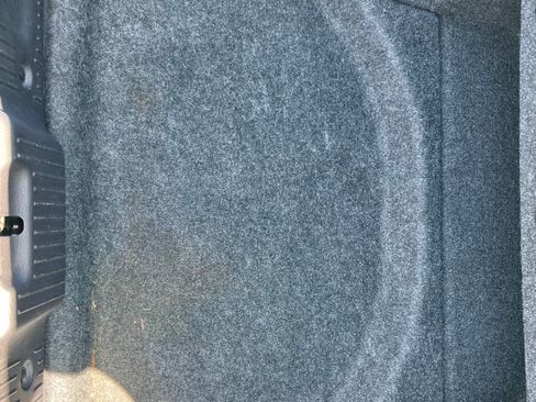 Used 2004 Ford Thunderbird image 15