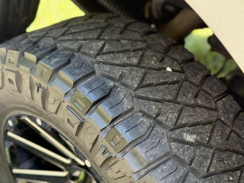 Used 2023 Ford F150 Platinum w/ Equipment Group 701A High image 13