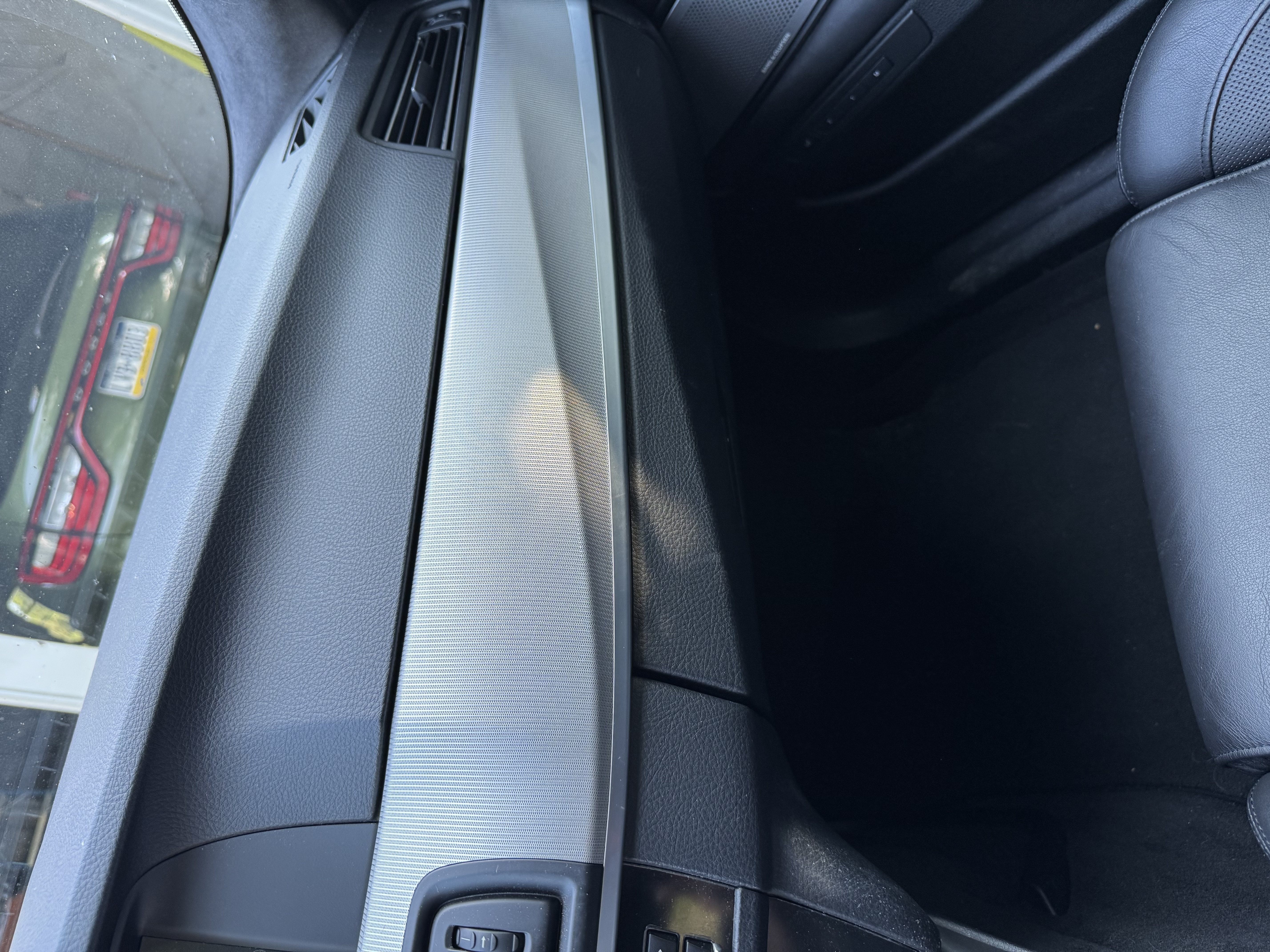 Used 2013 BMW M5 w/ Executive Pkg RWD image 9