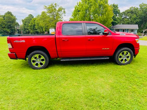 Used 2019 RAM 1500 Big Horn AWD/4WD image 1