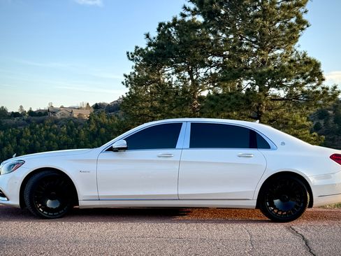 Used 2020 Mercedes-Benz Maybach S 560 4MATIC image 9